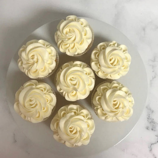 NEW - VANILLA-LICIOUS JUNIOR CUPCAKES