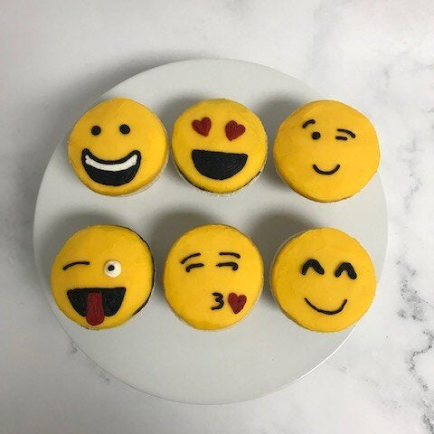 EMOJI CUPCAKE PACKAGE