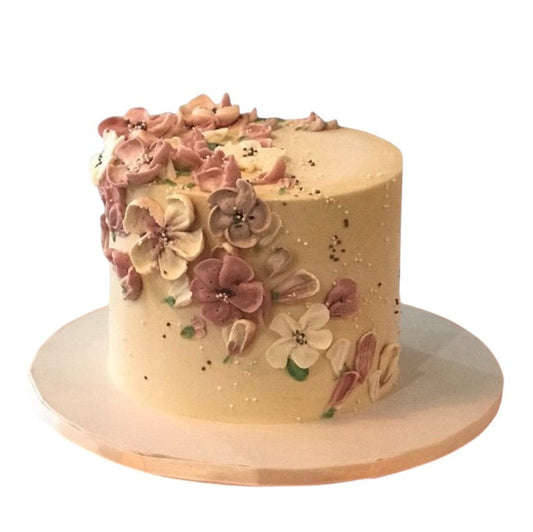 VANILLA SHIMMY CAKE