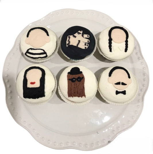 THE ADDAMS FAMILY CUPCAKES